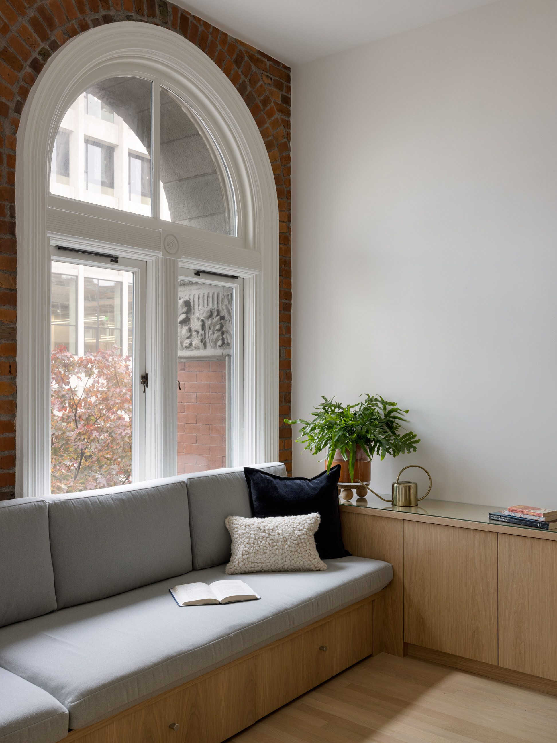 Post Alley Condo gallery 9